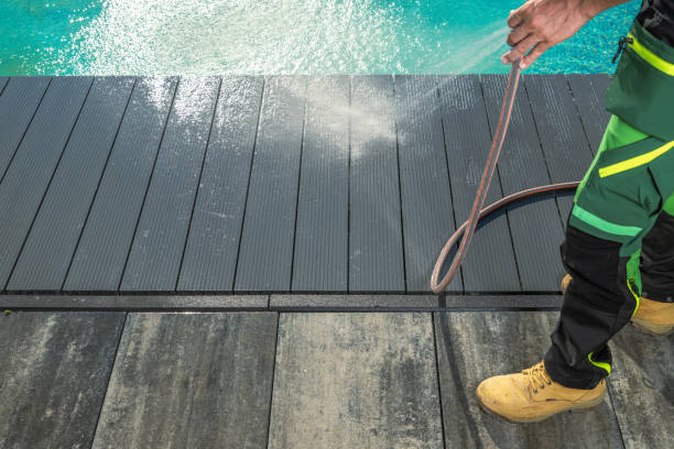 Why Choose Our Certified Pressure Washing Experts for Your Project Needs in Wallace, LA?